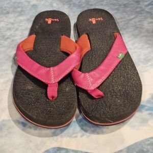 Sanuk Big Girls Size 3-4 Pink Flip Flops Yoga Mat Style
